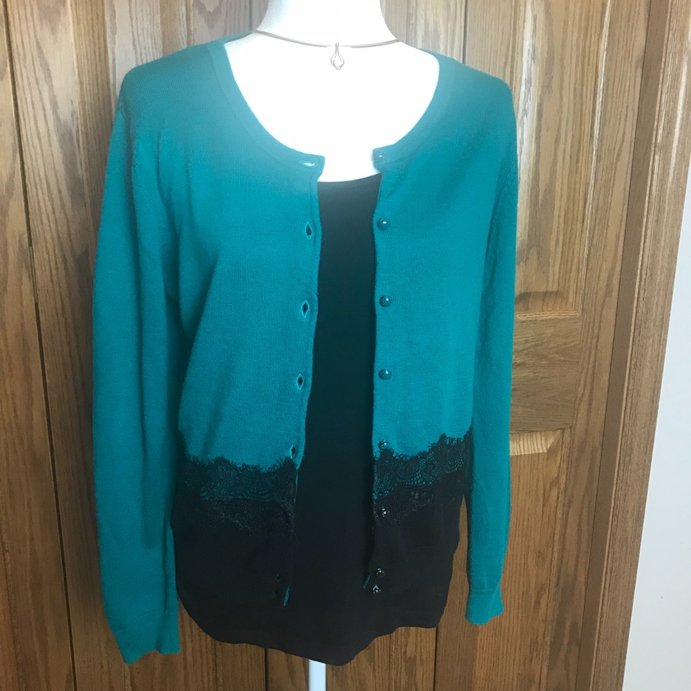 New York & Co Emerald Green & Black Lace Cardigan
